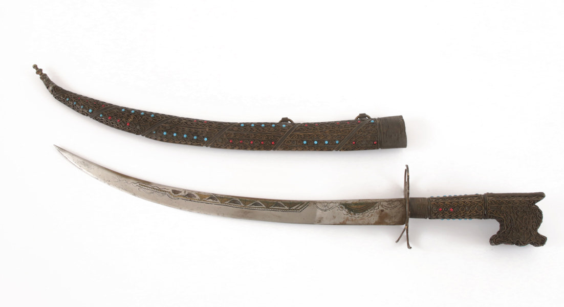 Dolk med slida, orientalisk