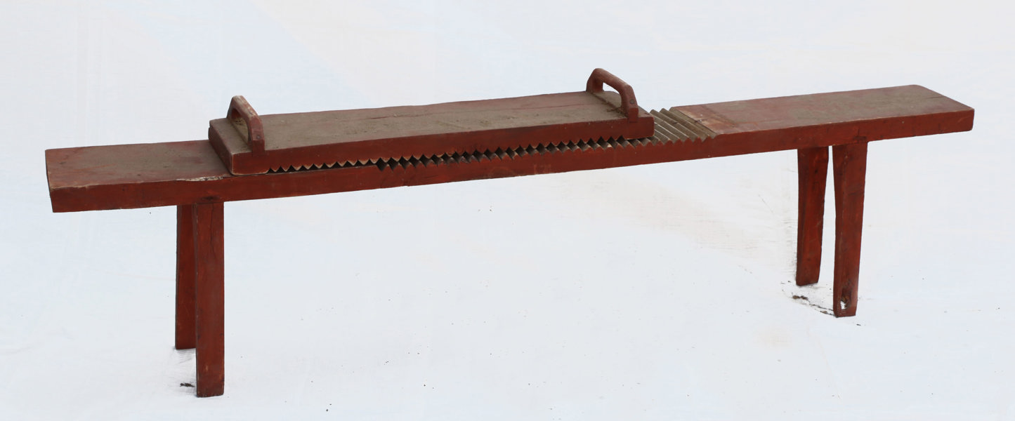 Kardbänk, allmoge, daterad 1909