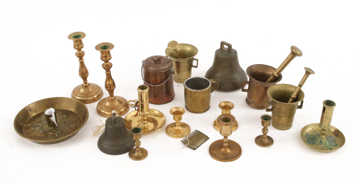 Parti mässingsföremål, m.m.