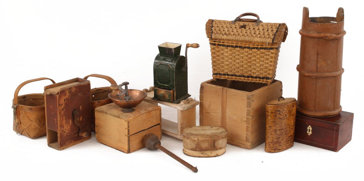 Parti allmogeföremål