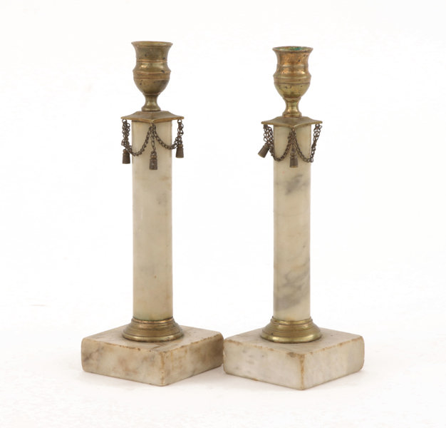 Ljusstakar ett par, sengustavianska, 1800-talets början