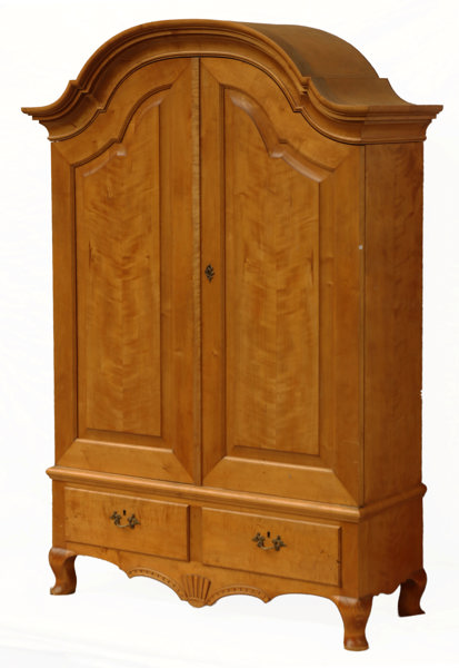 Salskåp, rokokostil, 1900-talets första hälft