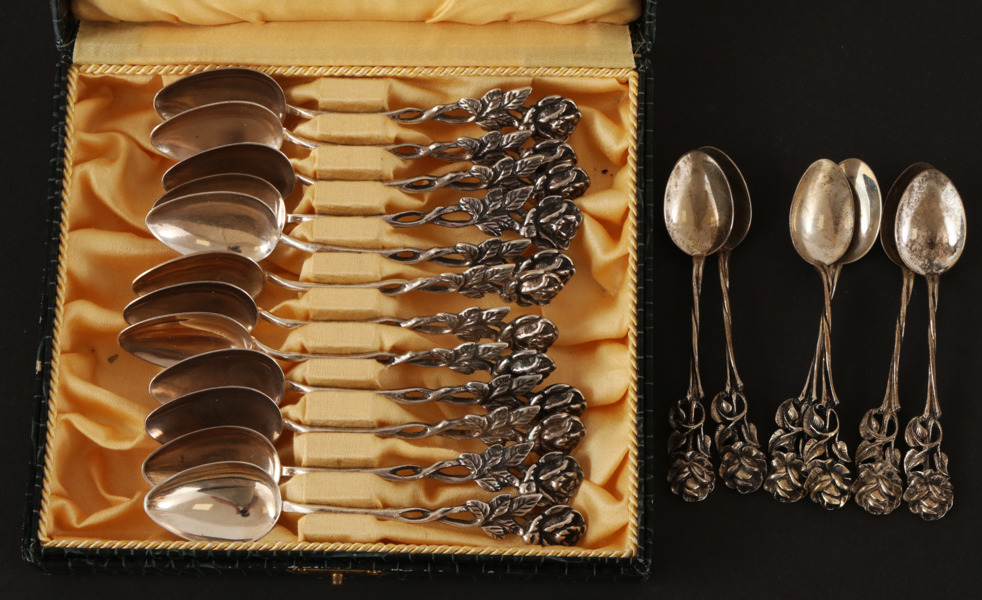 Kaffeskedar 12st samt moccaskedar 6st, silver