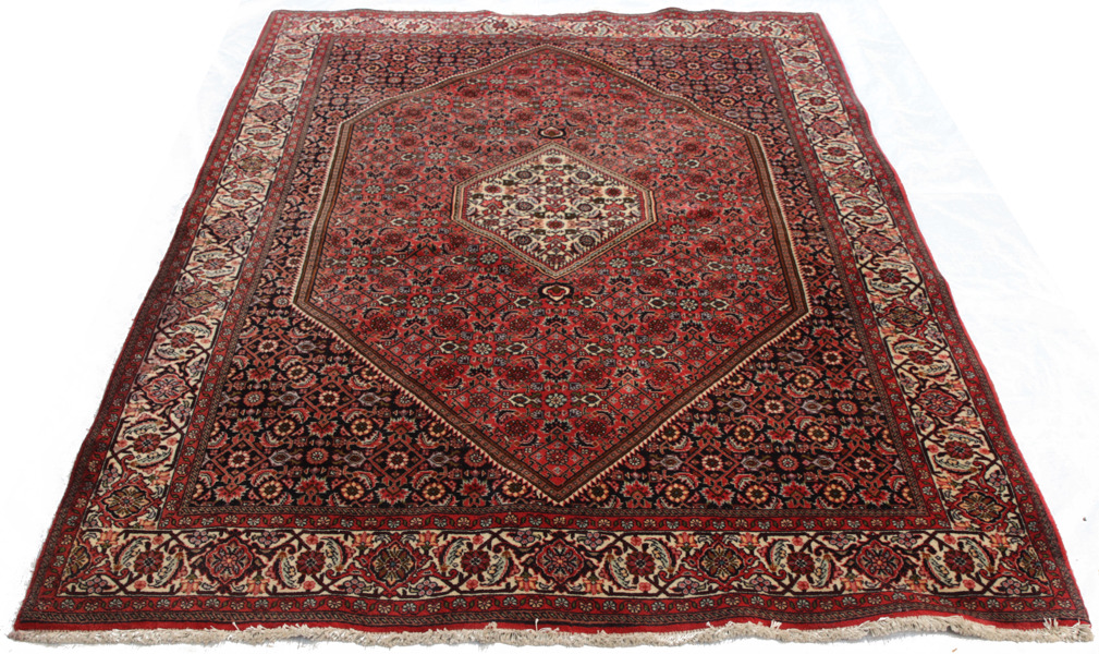 Handknuten matta, orientalisk