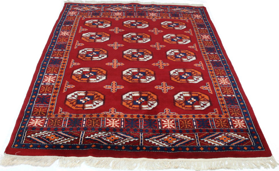 Handknuten matta, orientalisk