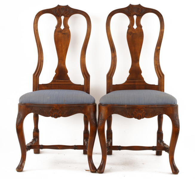 Stolar ett par, rokokostil, 1900-talets första hälft