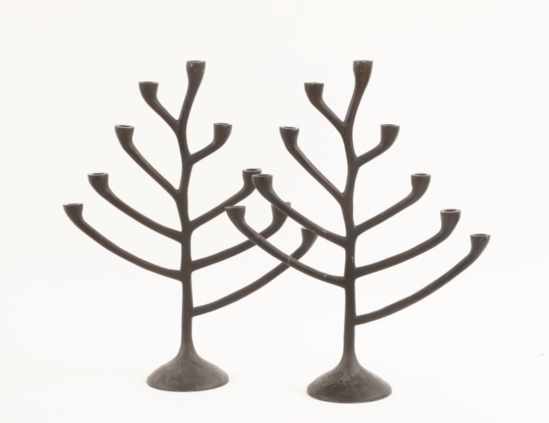 Kandelabrar 2st, 2000-tal