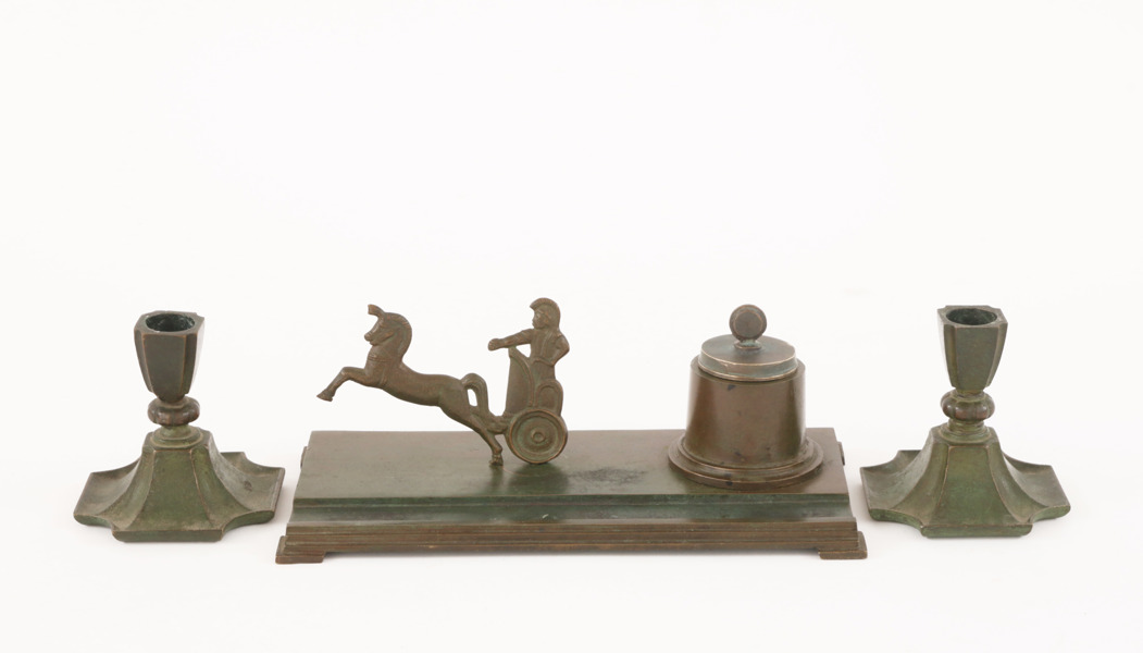 Skrivställ 3 delar, 1900-talets första hälft