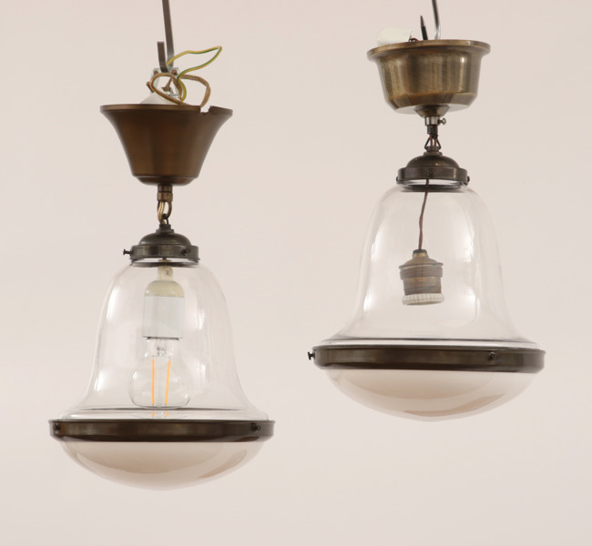 Taklampor ett par, 1900-talets första hälft