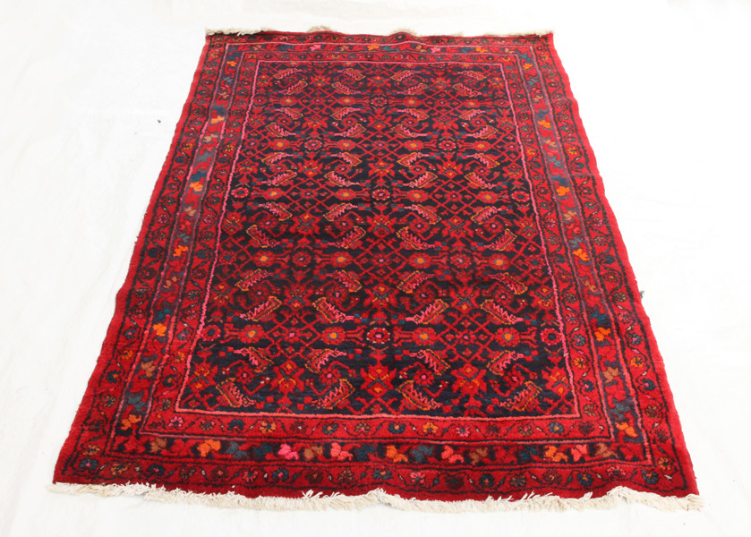 Handknuten matta, orientalisk