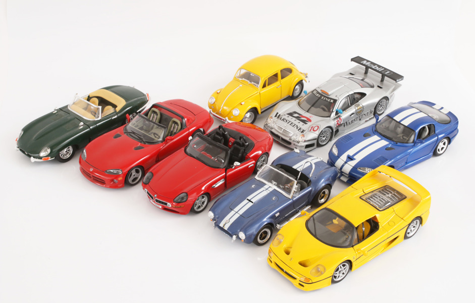 Modellbilar 8st, bl.a. Maisto, Burago