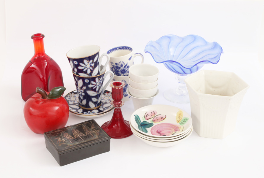 Parti glas och keramik