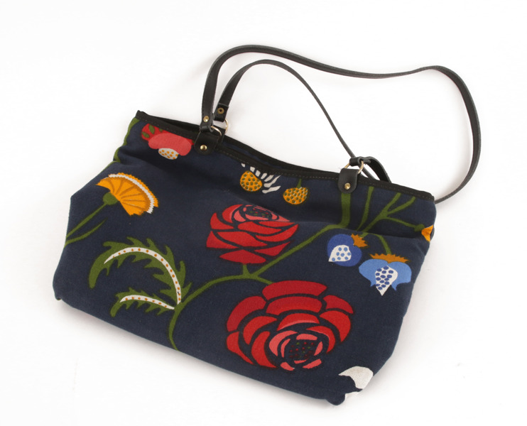 Handväska, "Folklore", Jobs,