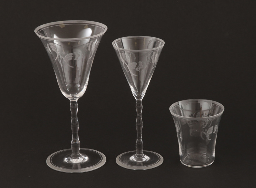 Glasservisdelar 23st, Simon Gate för Orrefors