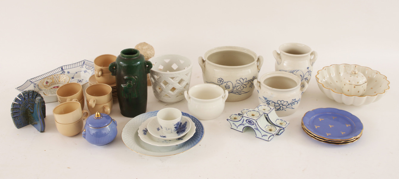 Parti porslin och keramik