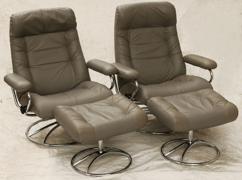 Fåtöljer med fotpall, ett par, "Stressless", Ekornes, Norge