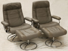 Fåtöljer med fotpall, ett par, "Stressless", Ekornes, Norge