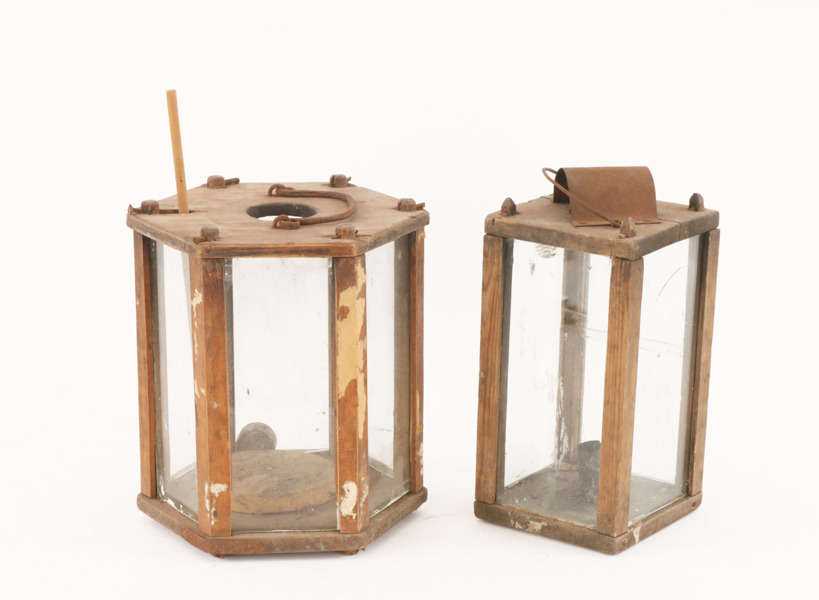 Lyktor 2st, allmoge, 1800-tal