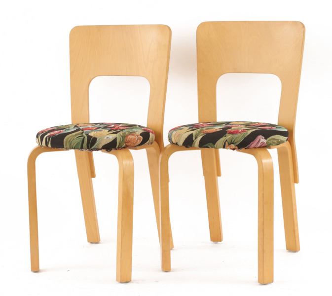 Stolar ett par, modell 66, Alvar Aalto för Artek, 2002