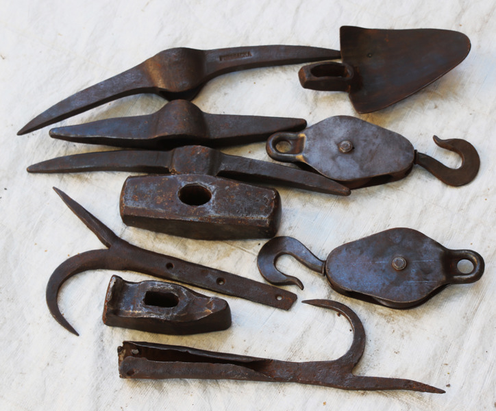 Järnföremål 10 delar, 18/1900-tal