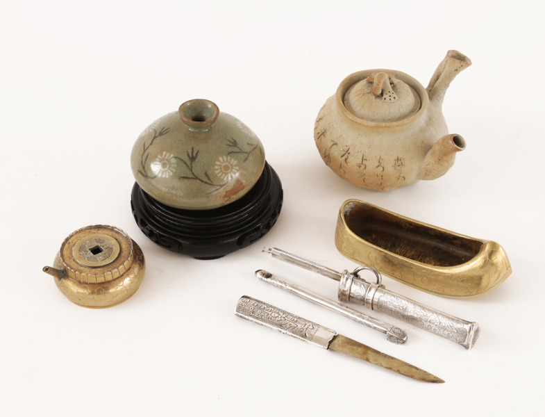 Parti orientaliska föremål