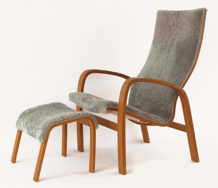 Fåtölj med fotpall, 2000-tal