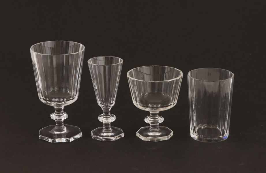 Glasservisdelar, "Karlberg", Elis Berg för Kosta