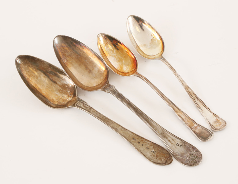 Silver 4 delar, bl.a. 1800-tal