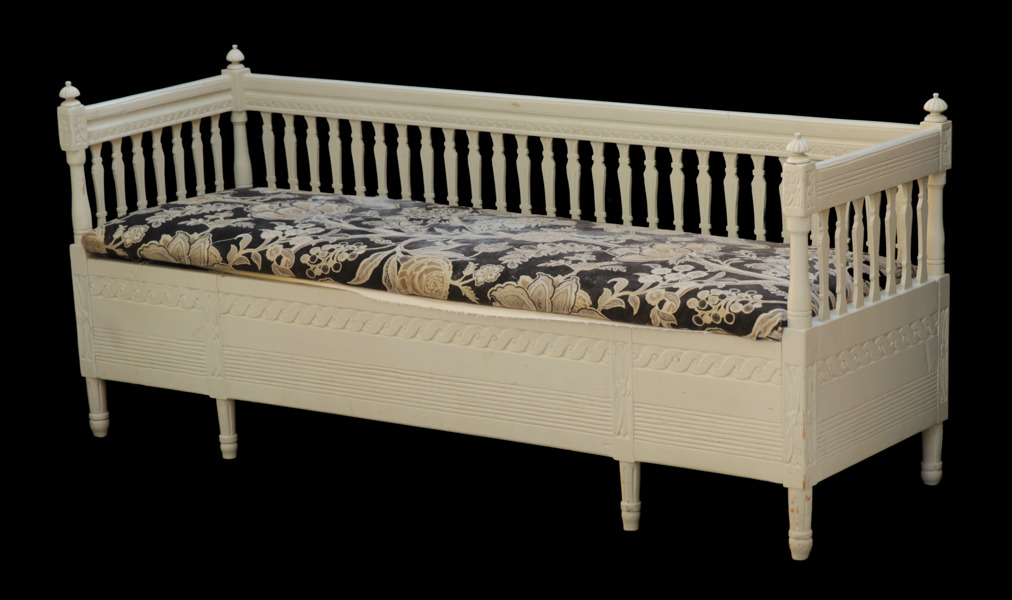 Soffa, gustaviansk stil, 18/1900-tal