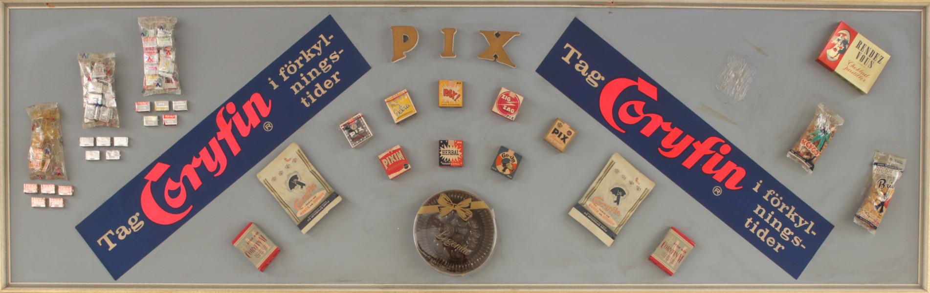 Kuriosatavla med Pix-produkter