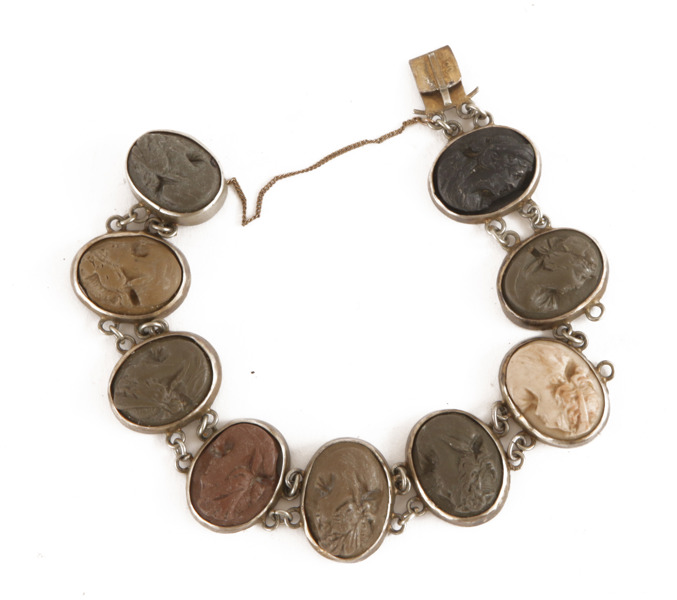 Armband i silver, omkring år 1900