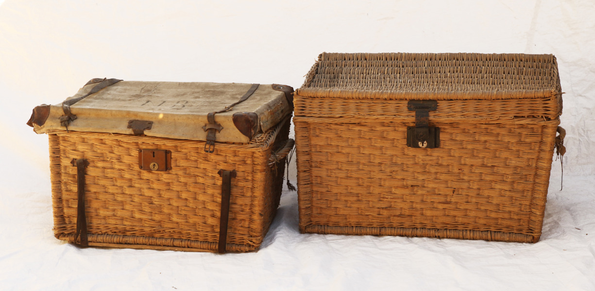 Flätade korgar 2st, omkring år 1900