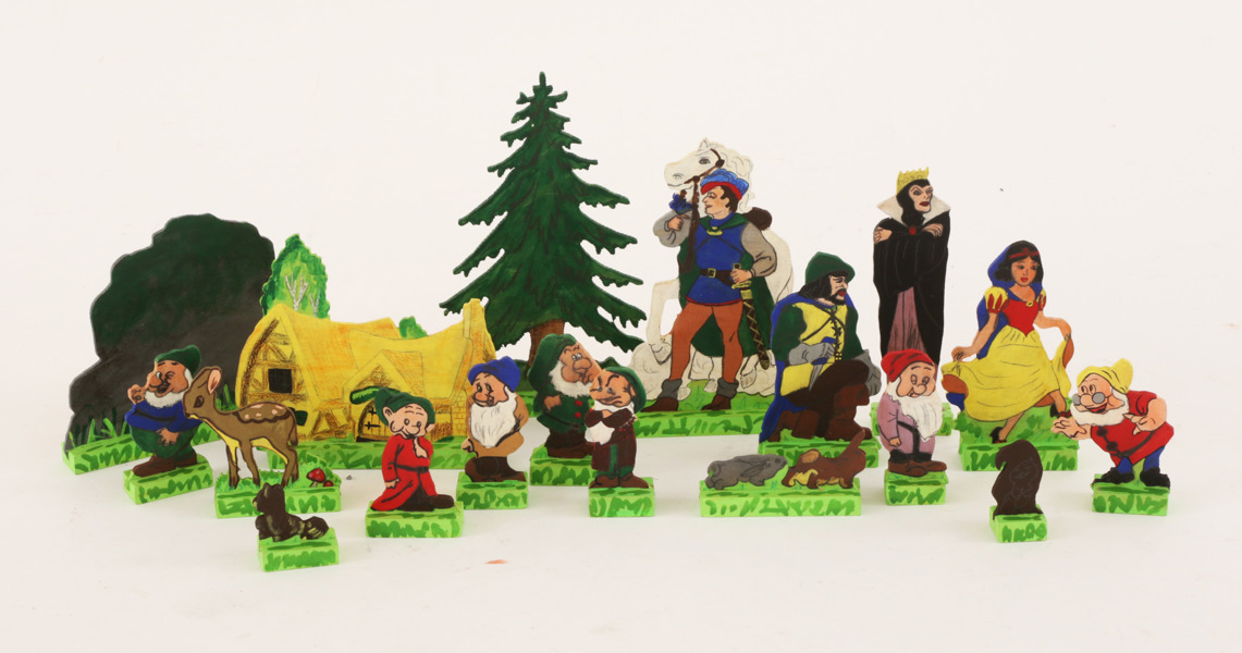 Figurer till dockteater, "Snövit", 1900-talets andra hälft