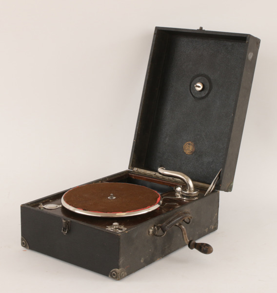 Resegrammofon, 1900-talets första hälft