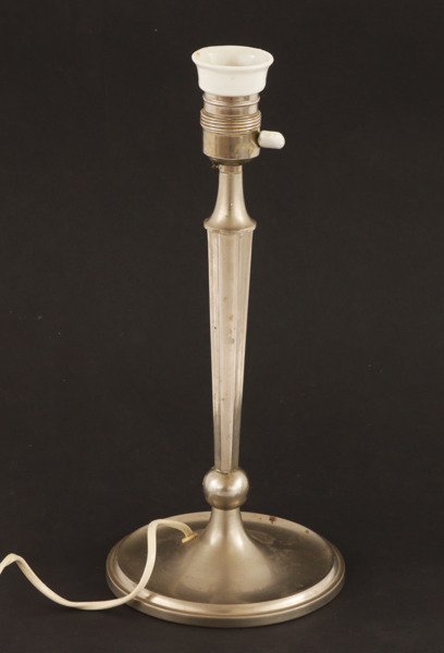 Bordslampa, 1900-talets första hälft