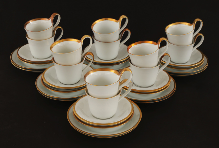 Kaffekoppar med fat och assietter 12st, "Golden Sun", Sigvard Bernadotte för Bing & Gröndahl