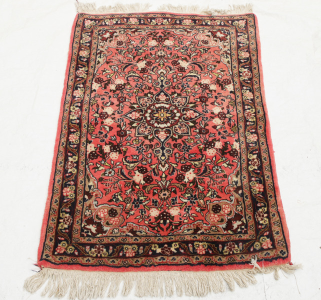 Handknuten matta, orientalisk