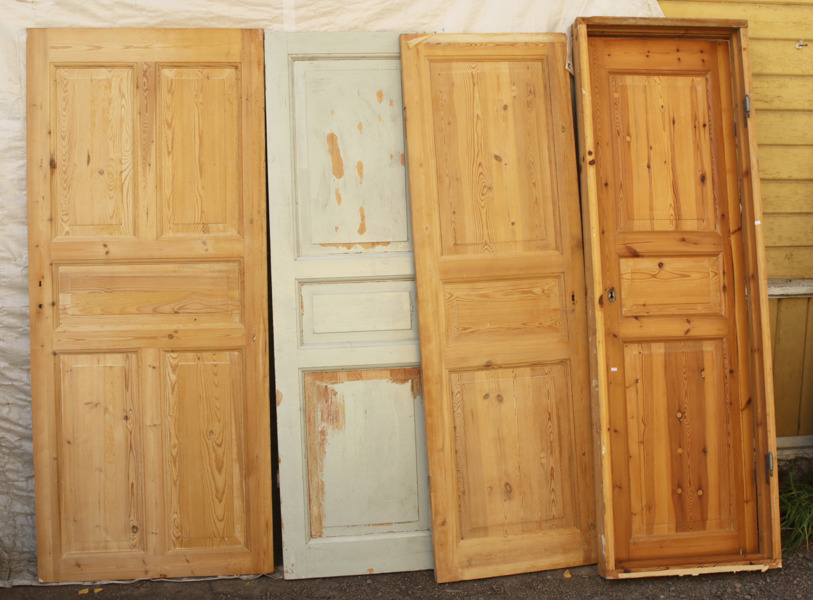 Dörrar 4st, 18/1900-tal