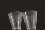 Brännvinsglas 2st, gustavianska, omkring år 1800