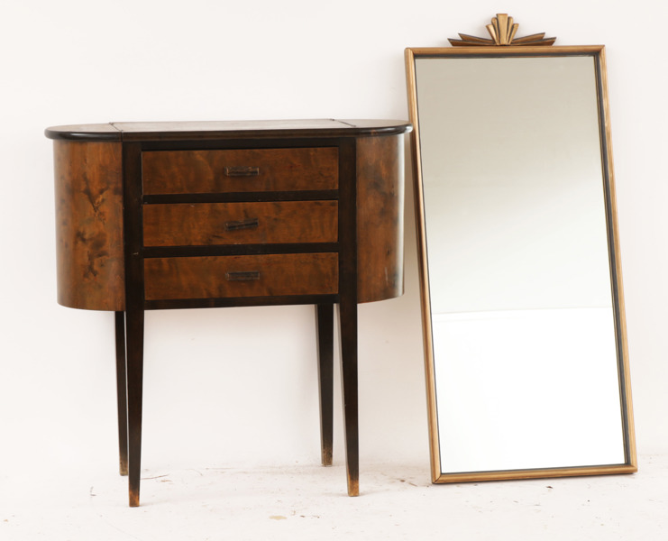 Möbler 2 delar, 1900-talets första hälft