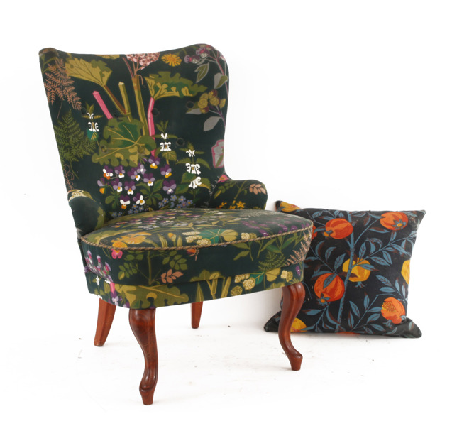 Fåtölj klädd i "Rabarber", Jobs, Leksand