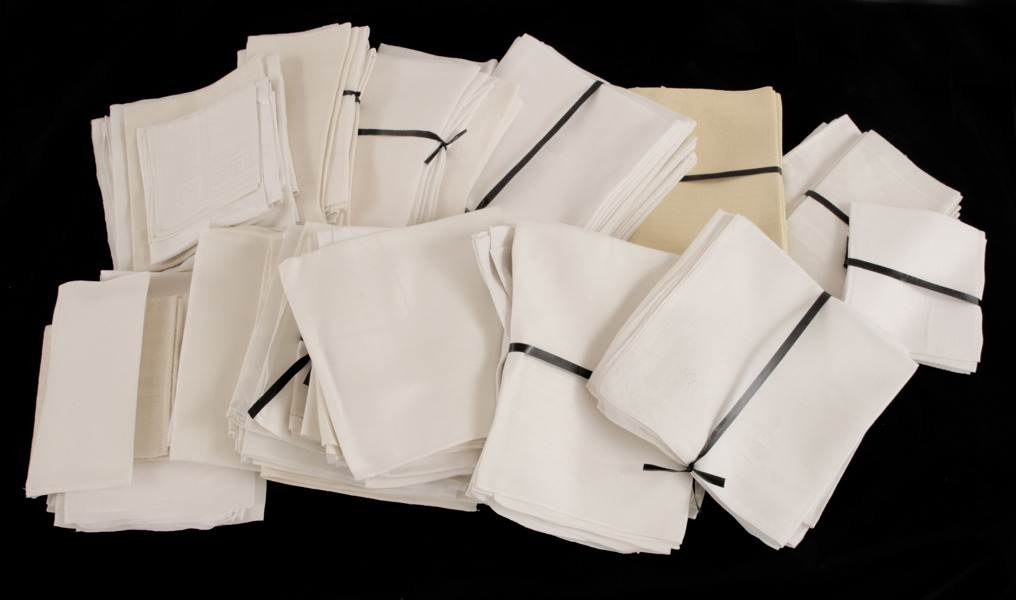 Parti handdukar och servetter, linne