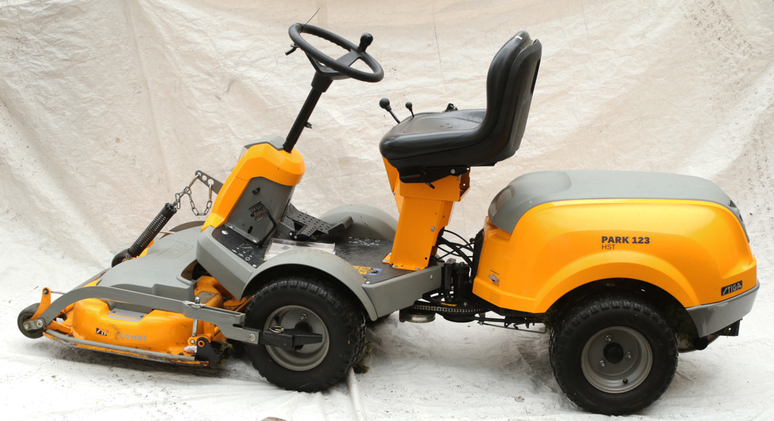 Åkgräsklippare, Stiga, Park 123 HST