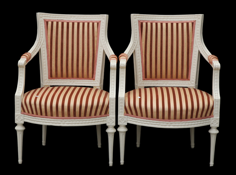 Karmstolar ett par, gustavianska, 1700-talets slut