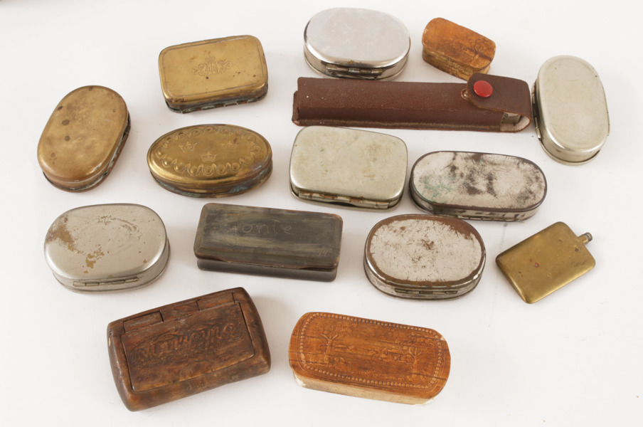 Parti snusdosor, m.m., 18/1900-tal