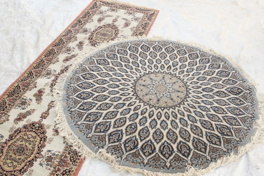 Maskinvävda mattor 2st