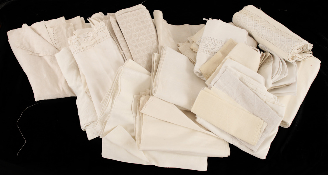 Parti textilier, bl.a. hellinne