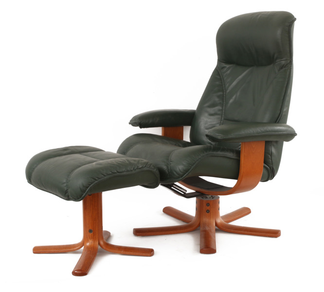 Fåtölj med fotpall, 2000-tal