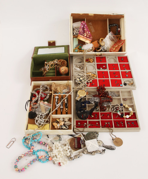 Parti smycken, m.m. bl.a. i silver