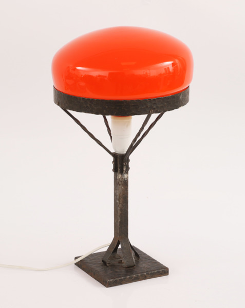 Bordslampa, 1900-talets första hälft